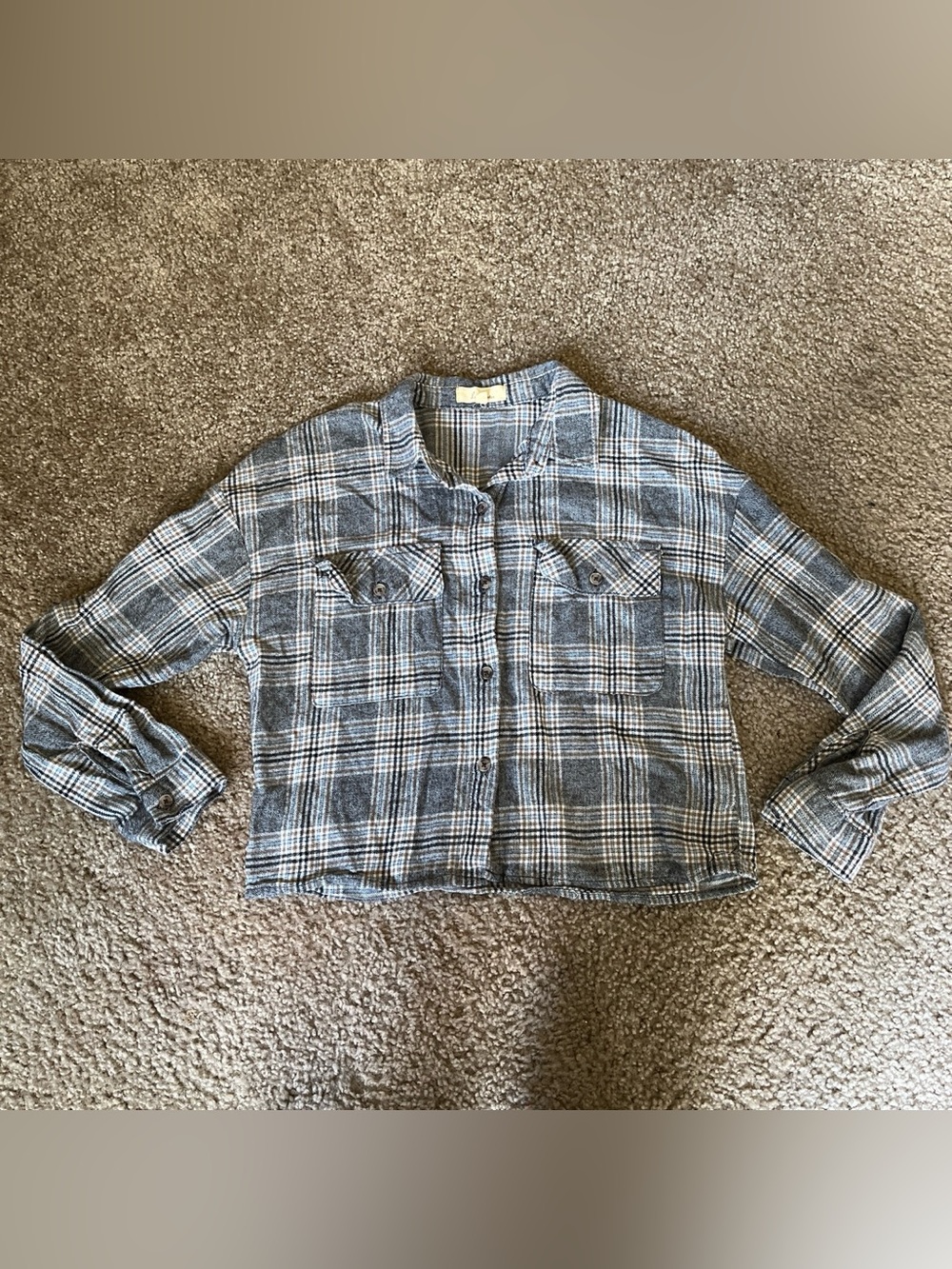 Love notes cropped flannel shirt size S